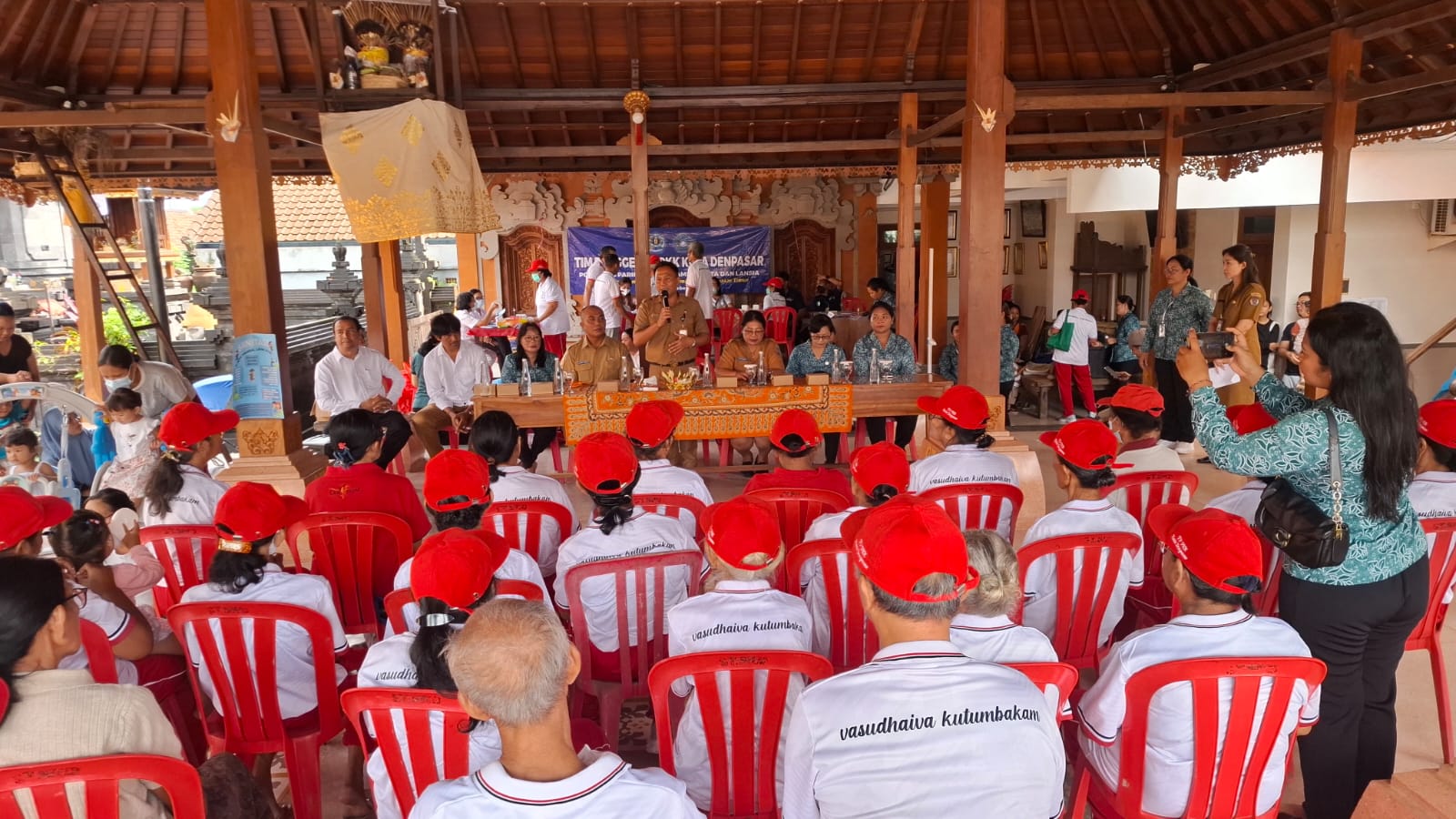 Penutupan Posyandu Paripurna Banjar Ceramcam